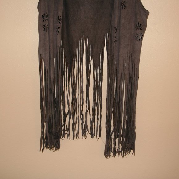 Kori America Sleeveless Fringe Jacket with flower cut outs - Picture 2 of 6